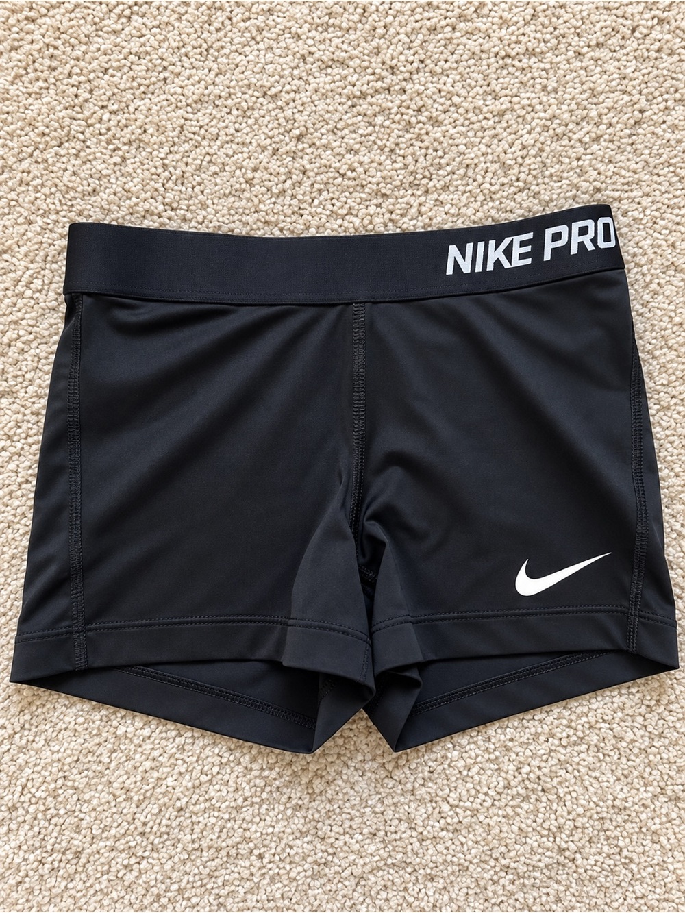 Nike Pro Black Compression Shorts – Size Medium